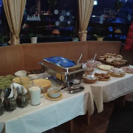 & Restaurant Veronika Guest house *
